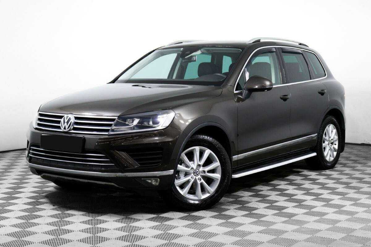 Volkswagen Touareg б/у, 2015, Автоматическая. Посмотреть фото