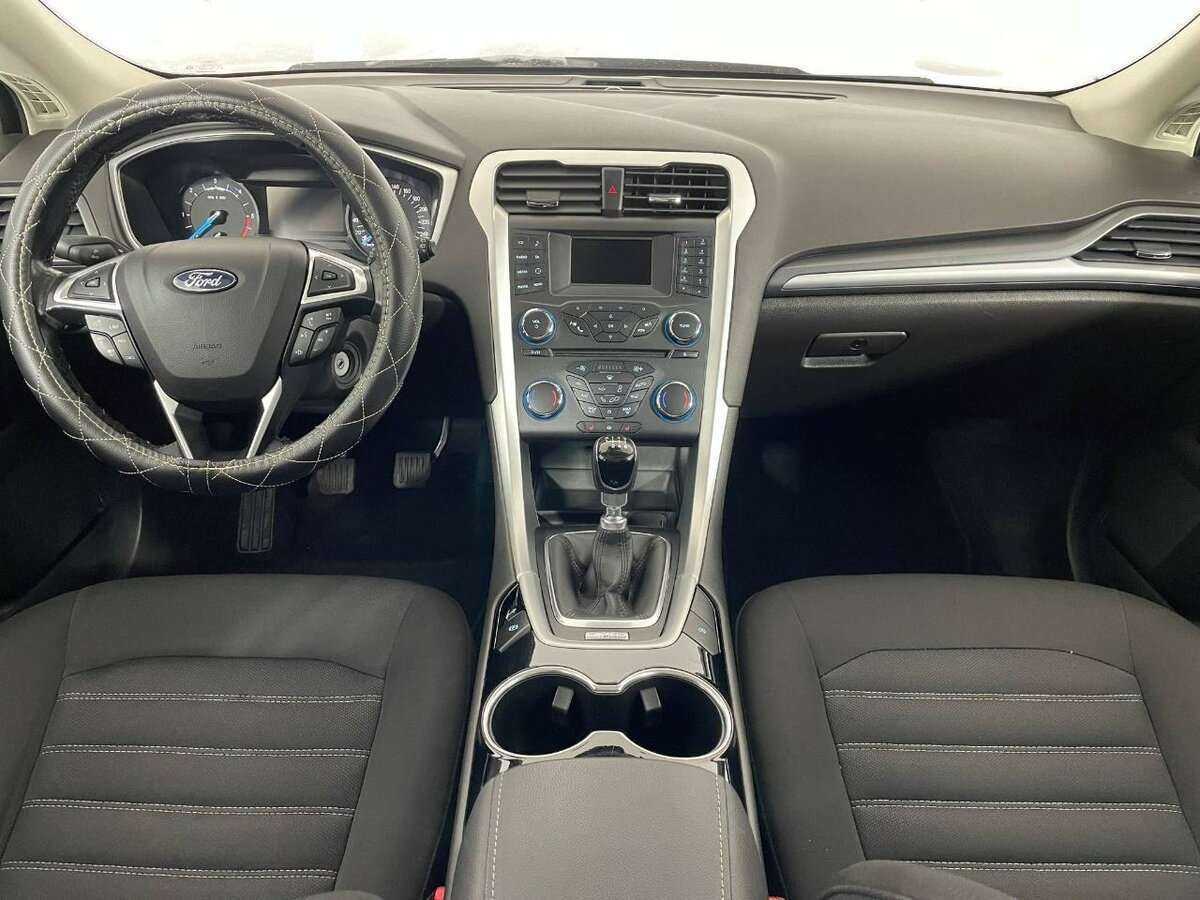 Ford Mondeo б/у, 2016, Механическая. Фото: #6