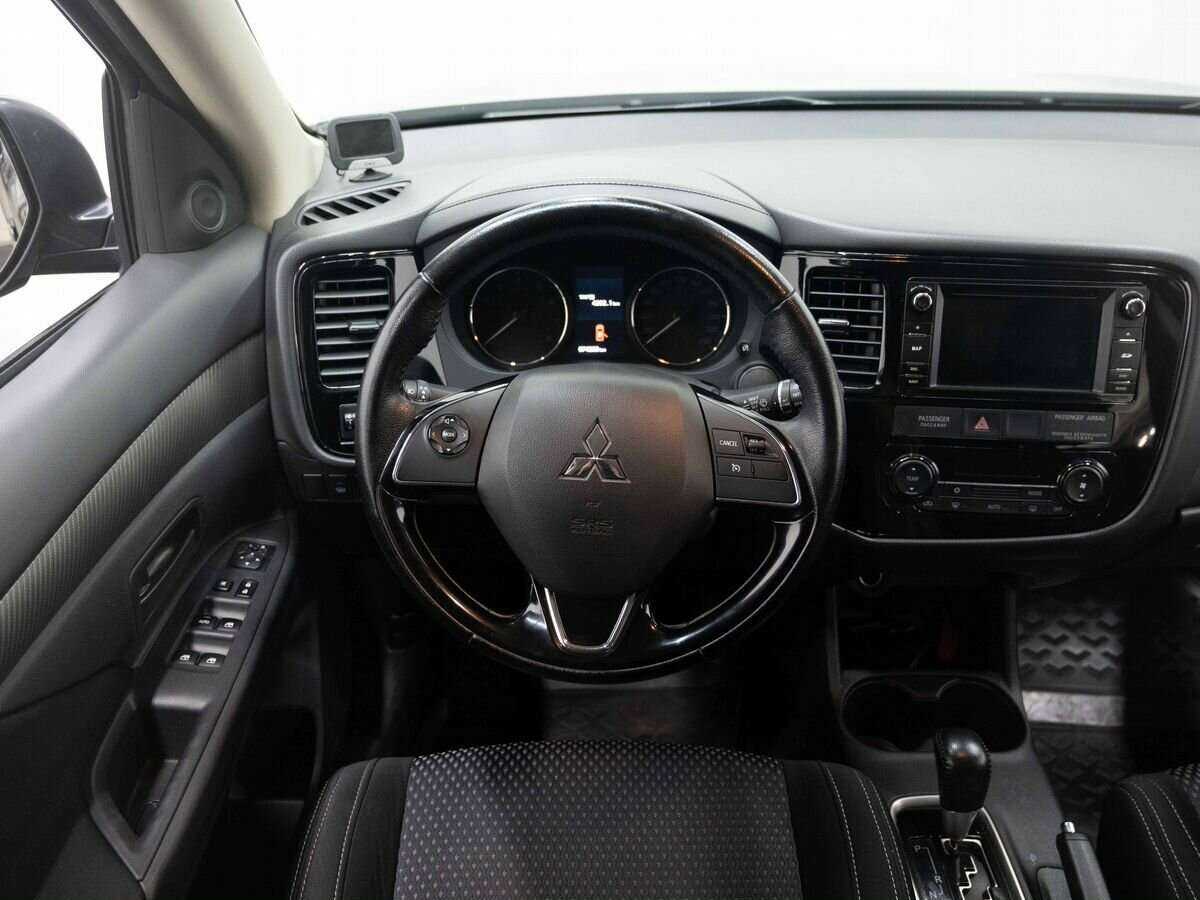 Mitsubishi Outlander б/у, 2016, Вариатор. Фото: #13