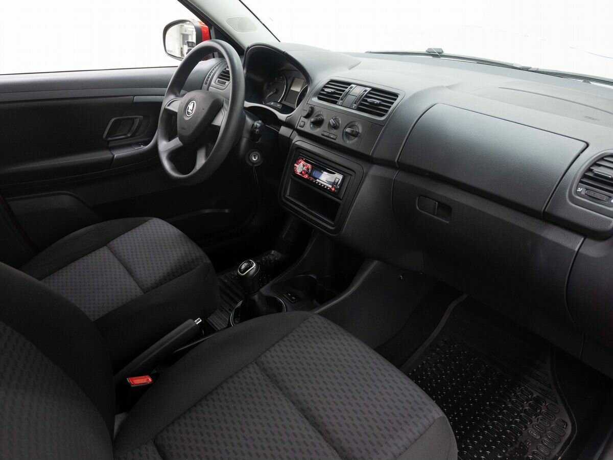 Skoda Fabia б/у, 2013, Механическая. Фото: #11