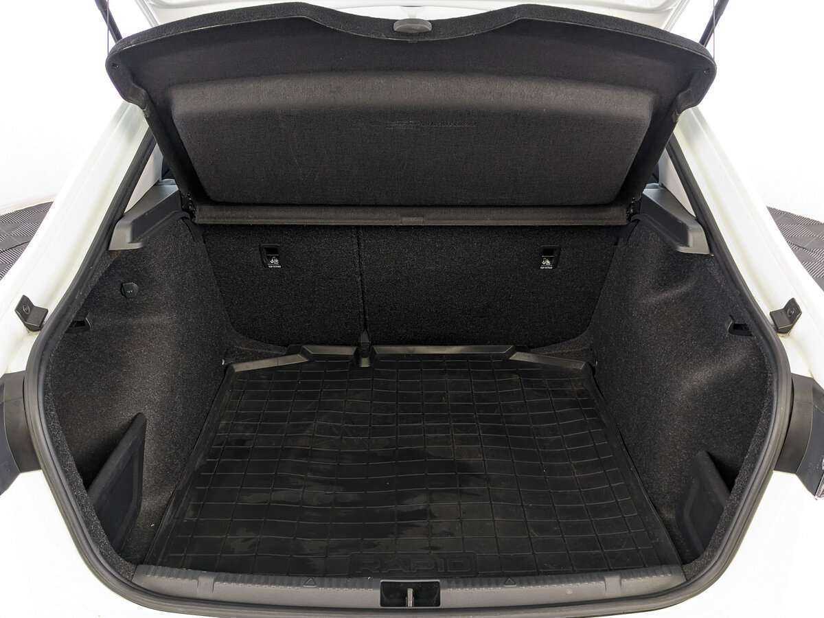 Skoda Rapid б/у, 2020, Автоматическая. Фото: #9