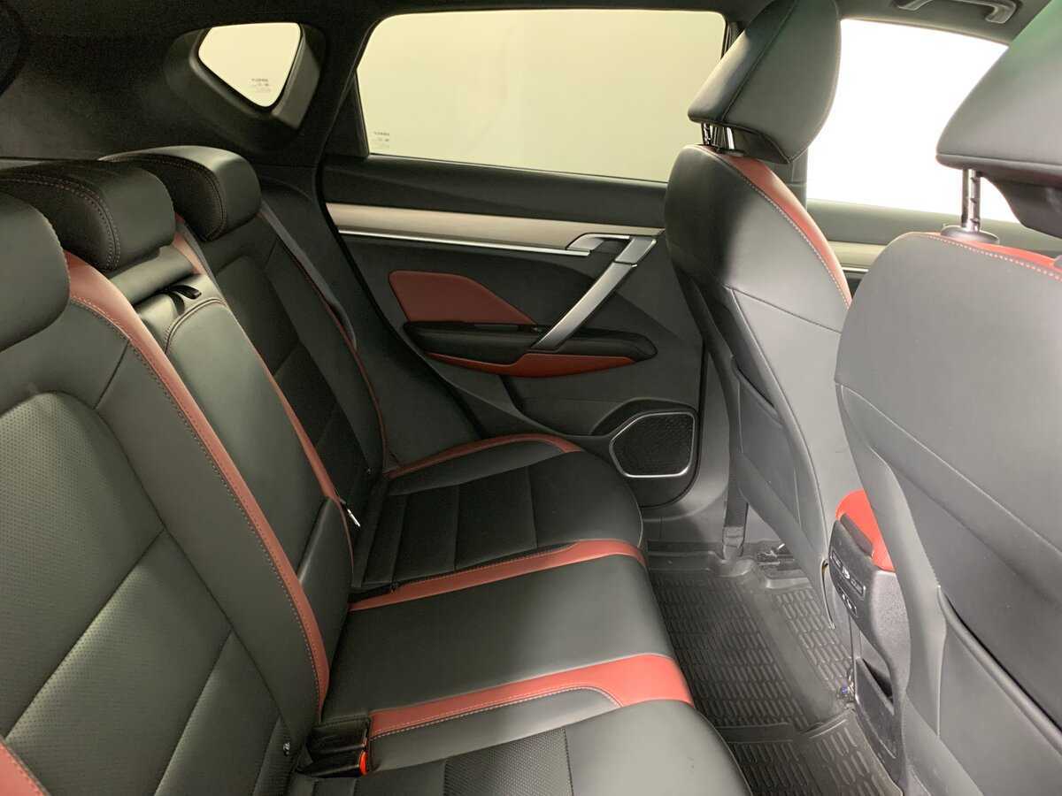 Geely Coolray б/у, 2021, Роботизированная. Фото: #16