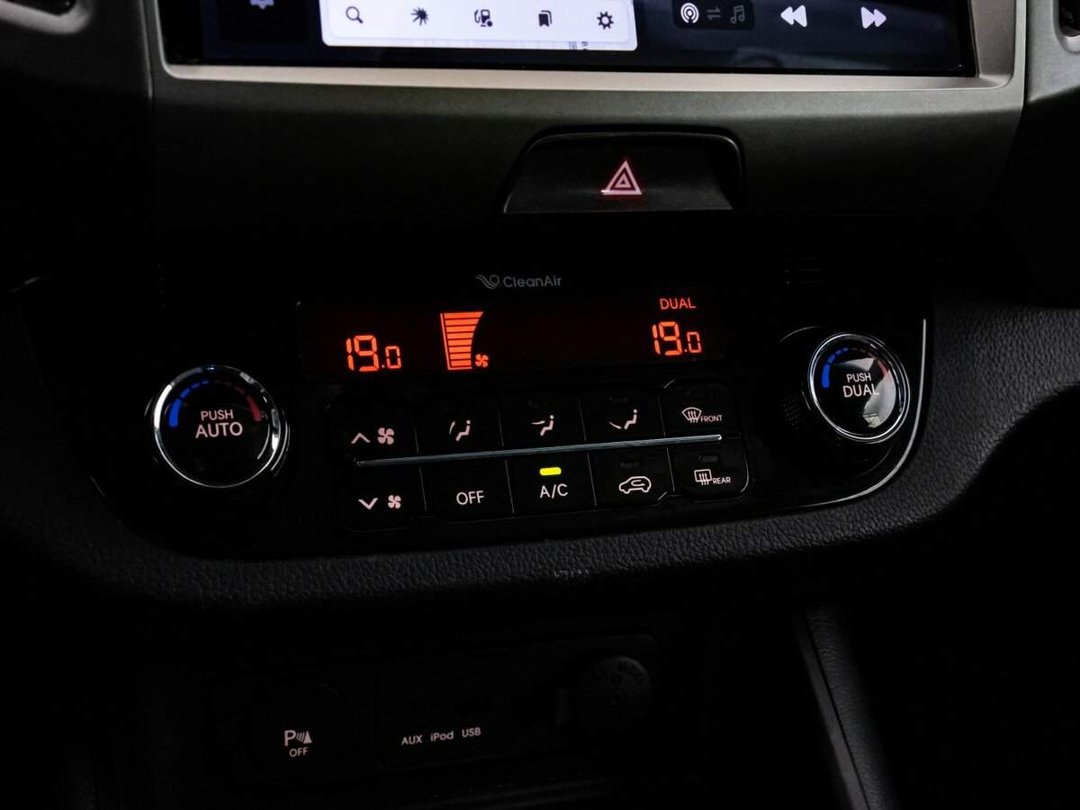 Kia Sportage б/у, 2013, Автоматическая. Фото: #16