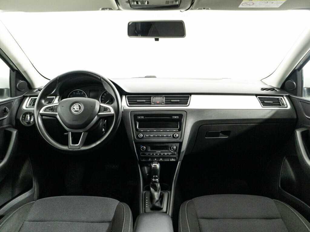 Skoda Rapid б/у, 2015, Роботизированная. Фото: #12