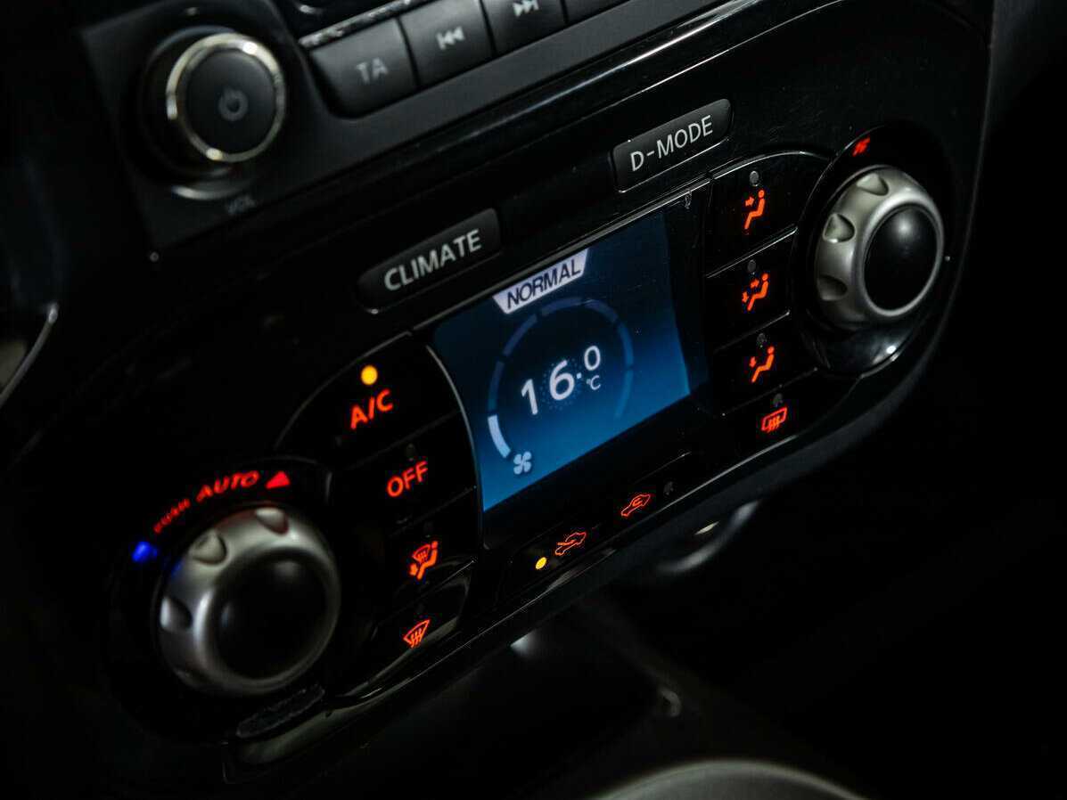 Nissan Juke б/у, 2012, Вариатор. Фото: #14