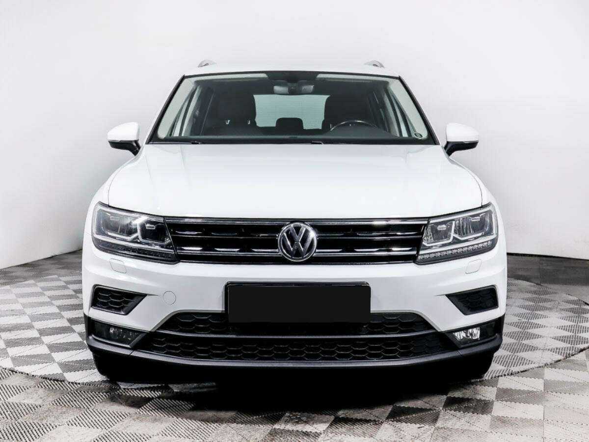 Volkswagen Tiguan б/у, 2017, Роботизированная. Фото: #1