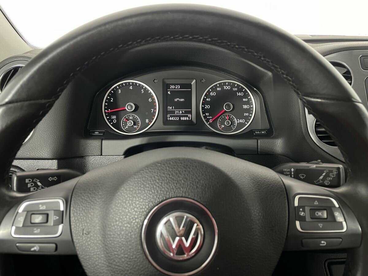 Volkswagen Tiguan б/у, 2012, Механическая. Фото: #10