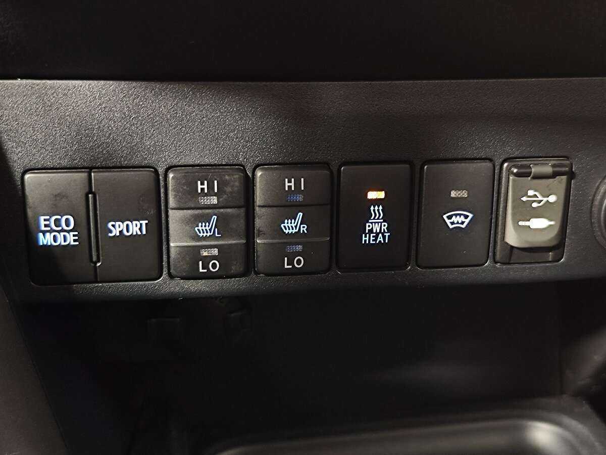 Toyota RAV4 б/у, 2015, Автоматическая. Фото: #21