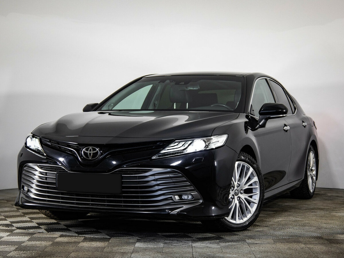 Toyota Camry б/у, 2018, Автоматическая. Посмотреть фото