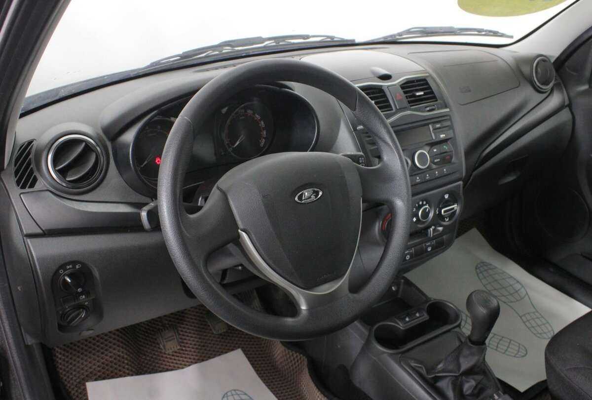 Lada (ВАЗ) Granta б/у, 2022, Механическая. Фото: #8