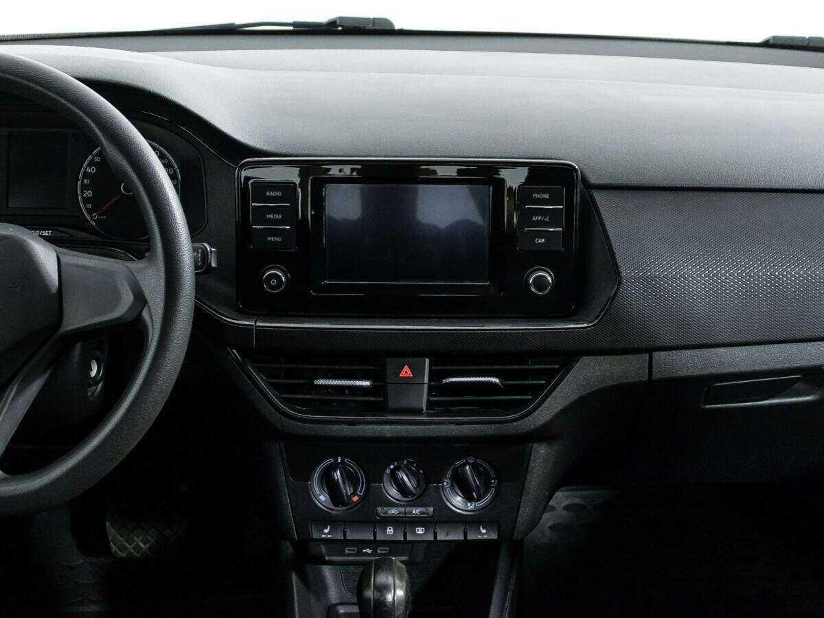 Volkswagen Polo б/у, 2021, Автоматическая. Фото: #12