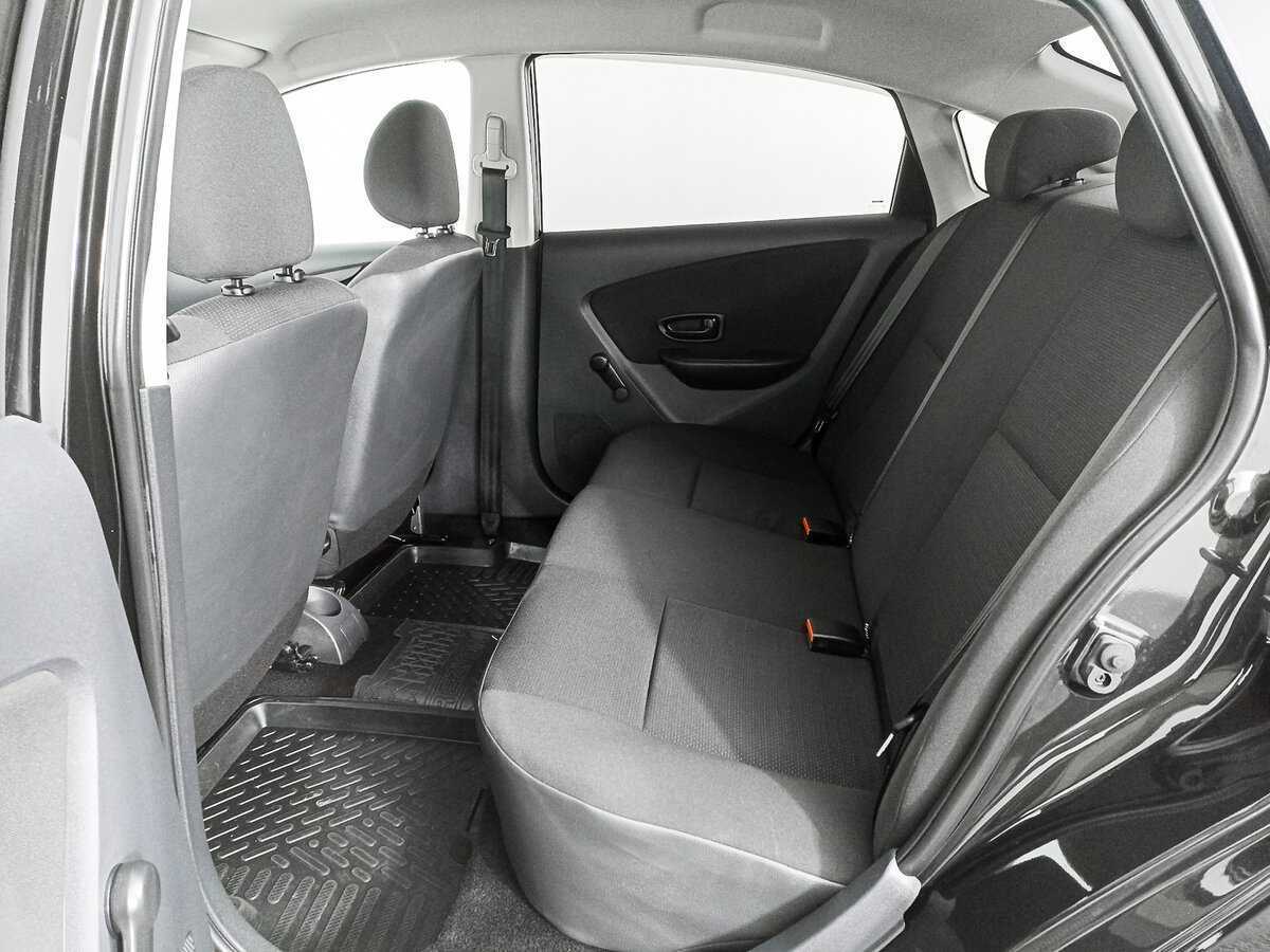 Nissan Almera б/у, 2016, Механическая. Фото: #11