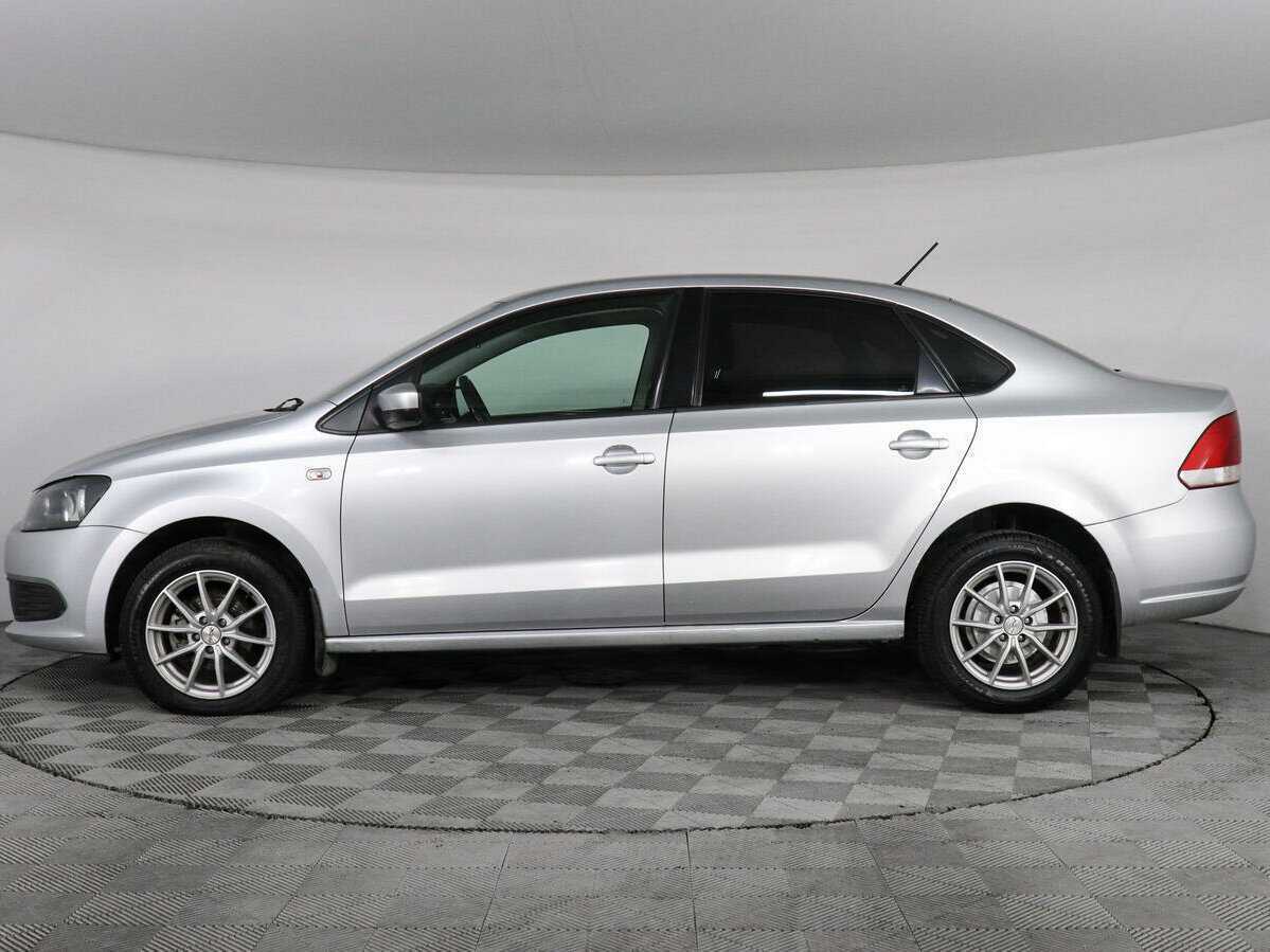 Volkswagen Polo б/у, 2015, Механическая. Фото: #7
