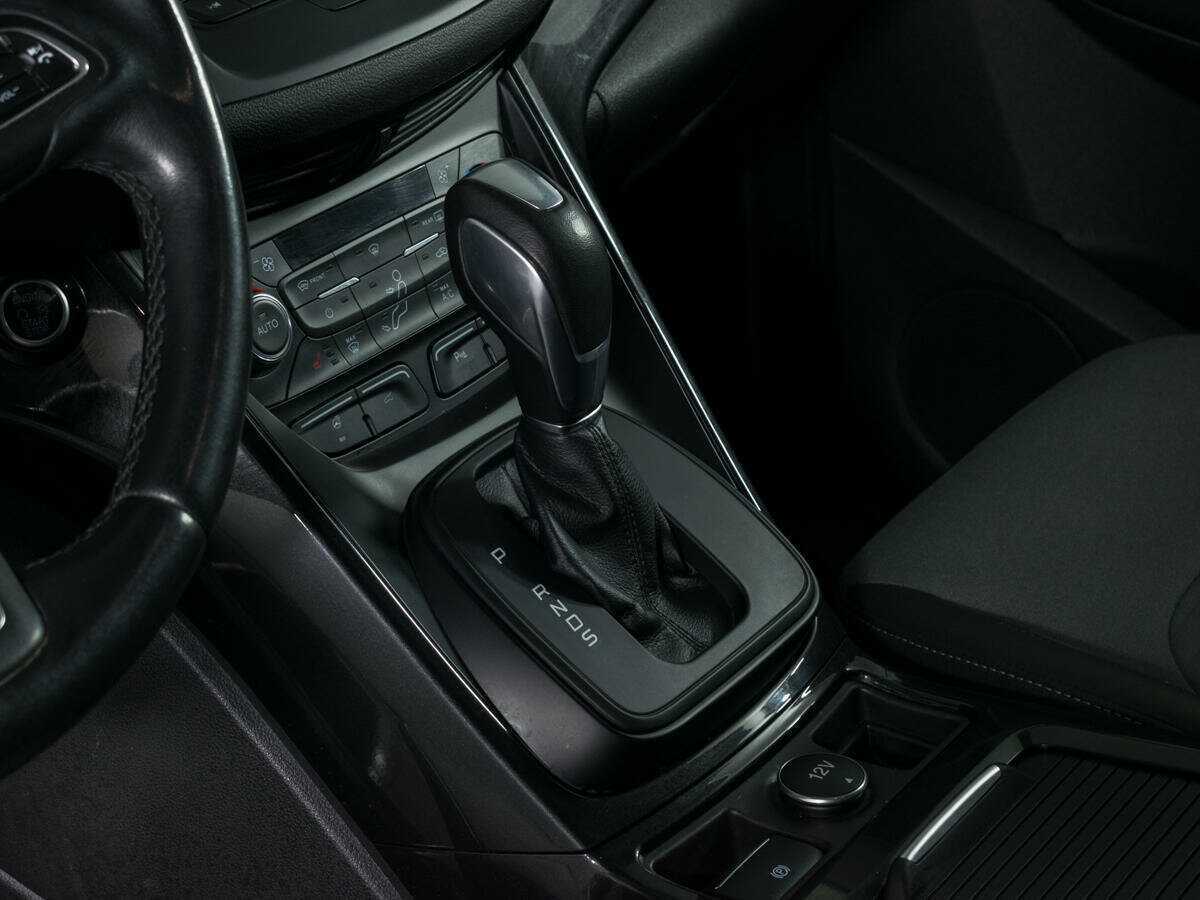 Ford Kuga б/у, 2017, Автоматическая. Фото: #9