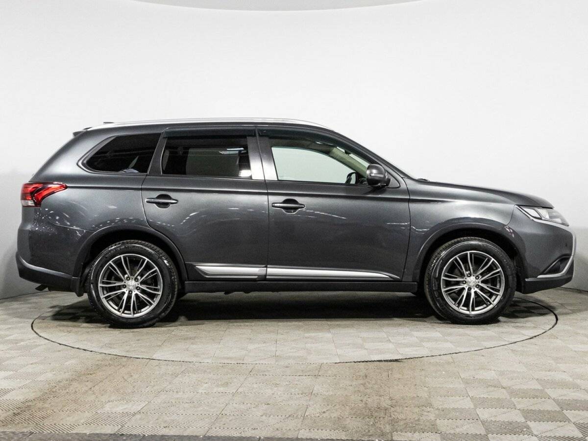Mitsubishi Outlander б/у, 2019, Вариатор. Фото: #3