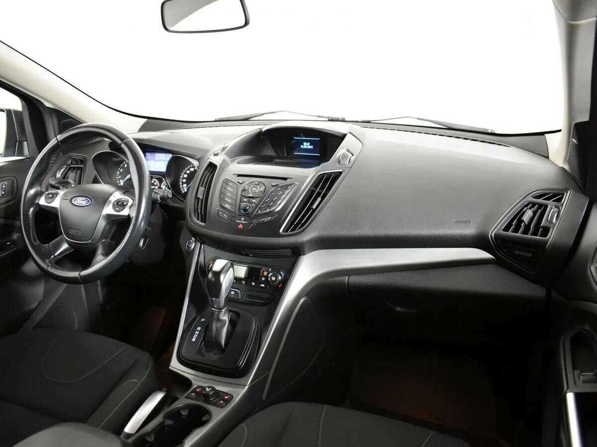 Ford Kuga б/у, 2013, Автоматическая. Фото: #6