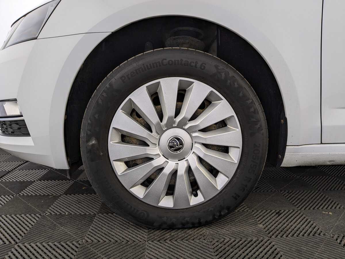 Skoda Octavia б/у, 2017, Механическая. Фото: #16