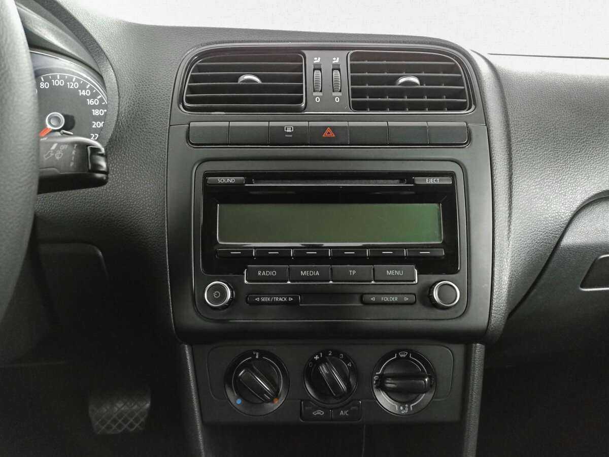 Volkswagen Polo б/у, 2017, Автоматическая. Фото: #12