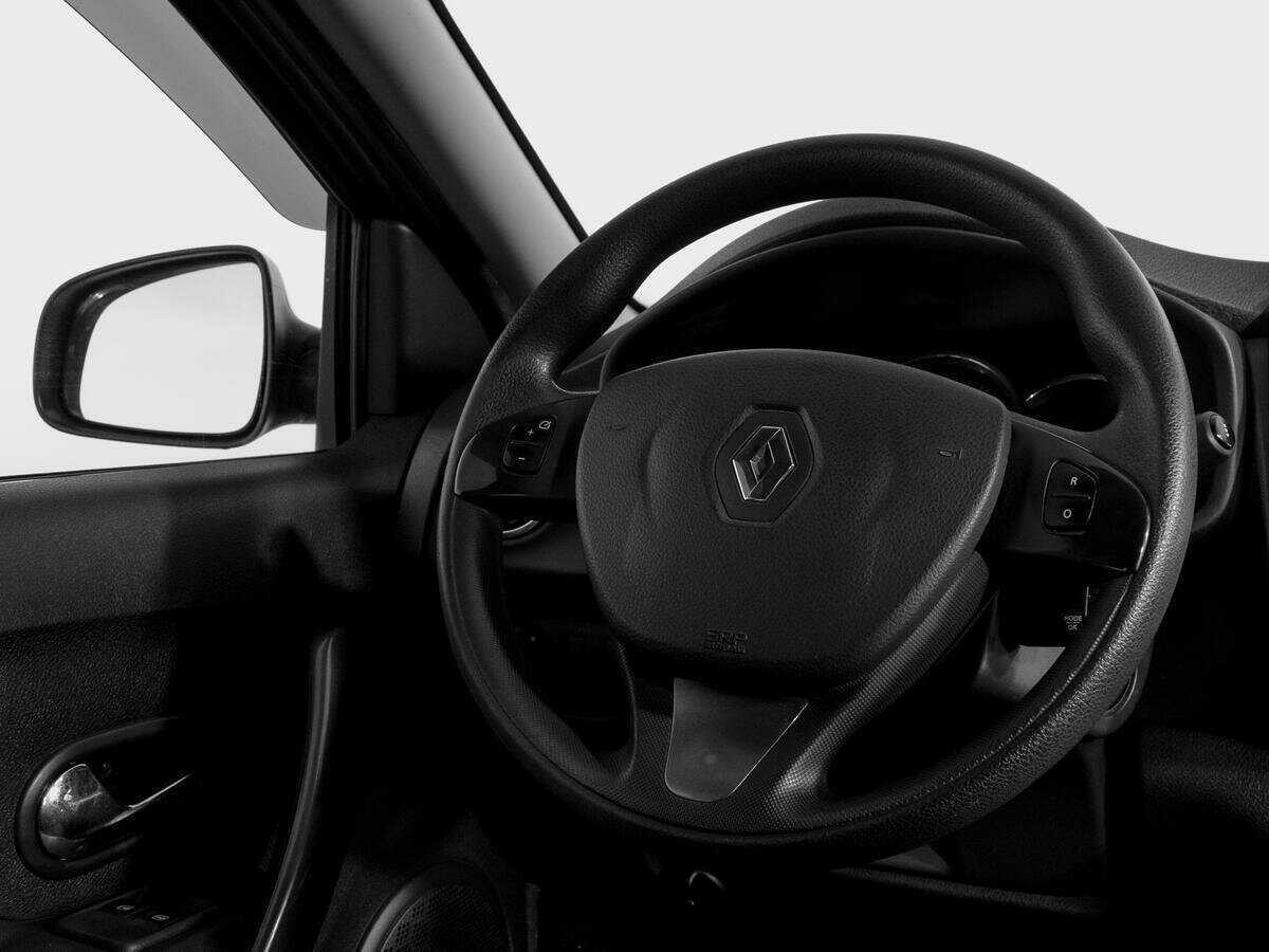 Renault Logan б/у, 2017, Автоматическая. Фото: #13