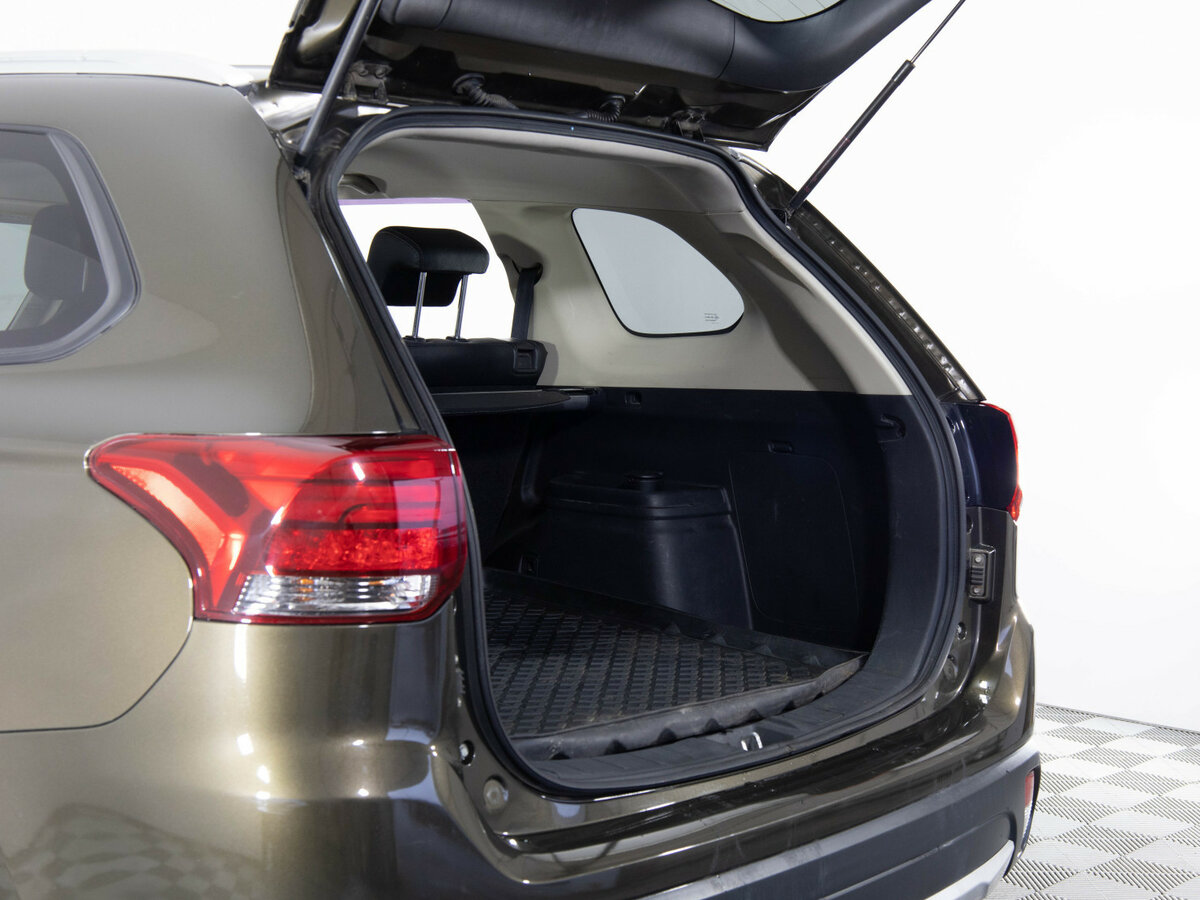 Mitsubishi Outlander б/у, 2016, Вариатор. Фото: #14