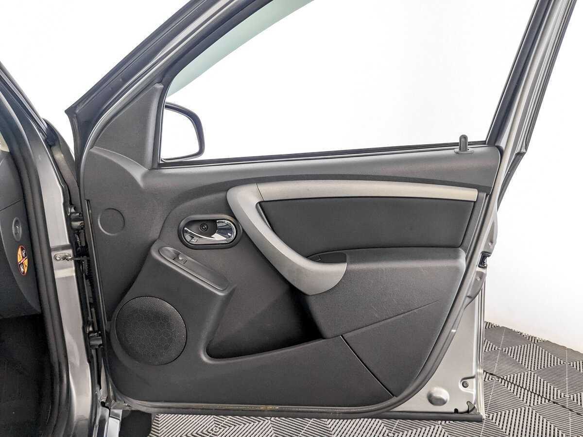 Renault Duster б/у, 2019, Механическая. Фото: #23