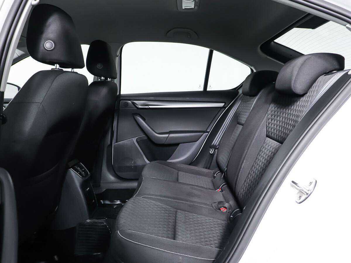 Skoda Octavia б/у, 2018, Автоматическая. Фото: #10