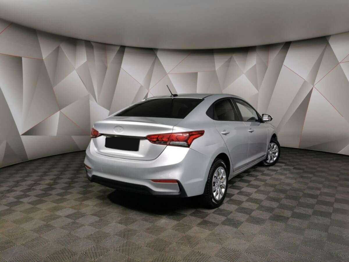 Hyundai Solaris б/у, 2018, Автоматическая. Фото: #1