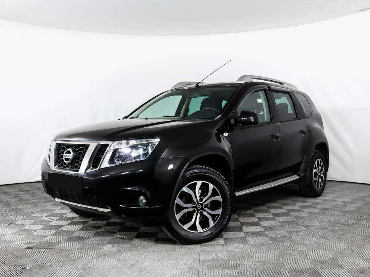 Nissan Terrano б/у, 2015, Механическая. Посмотреть фото