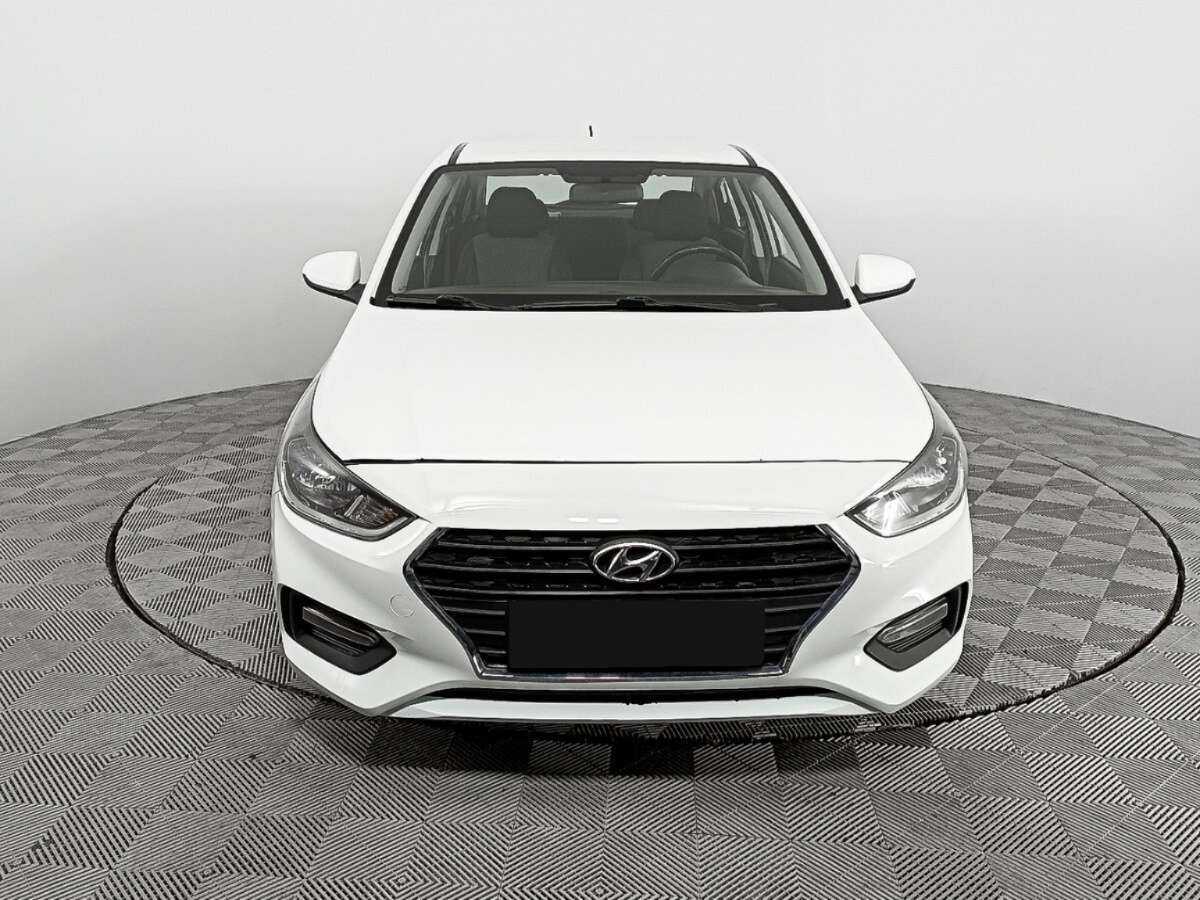 Hyundai Solaris б/у, 2019, Механическая. Фото: #1