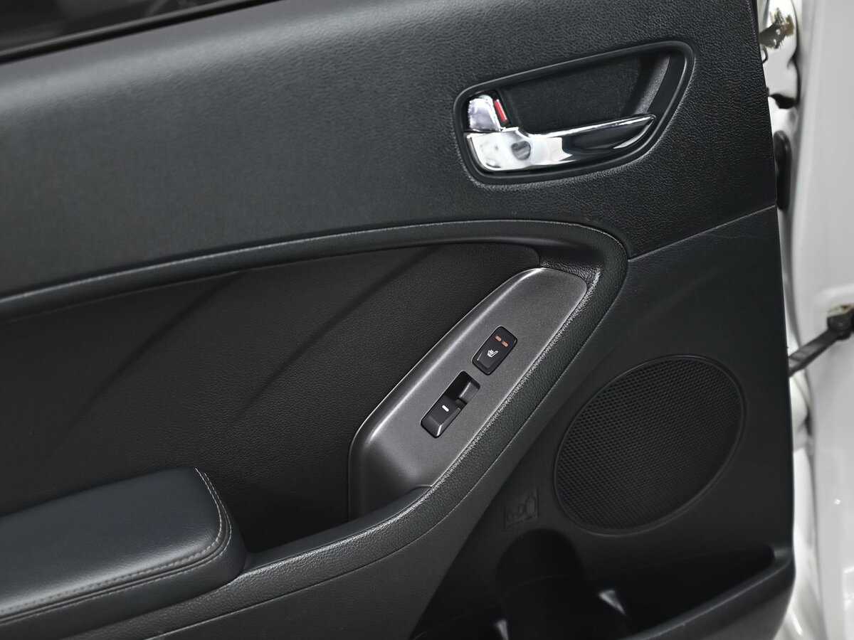 Kia Cerato б/у, 2013, Автоматическая. Фото: #6