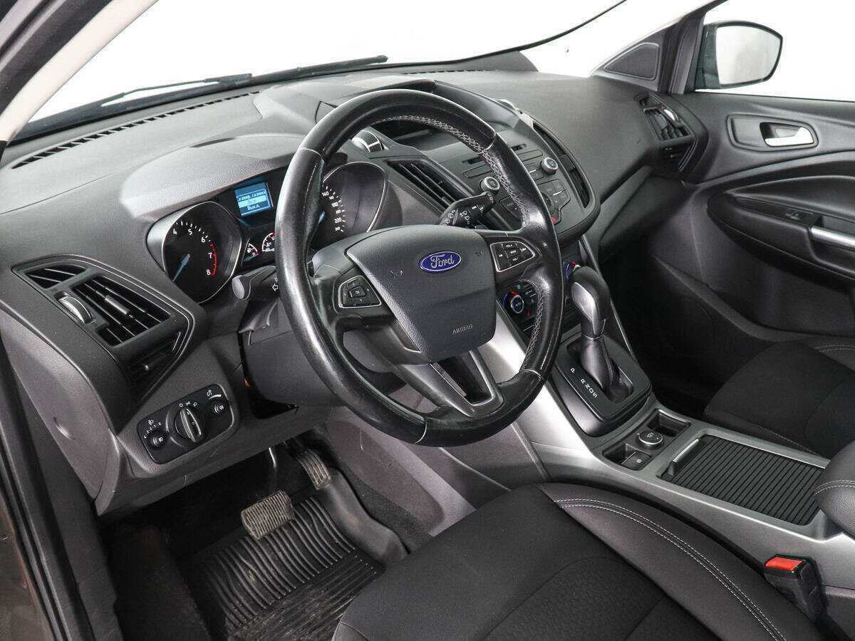 Ford Kuga б/у, 2017, Автоматическая. Фото: #8