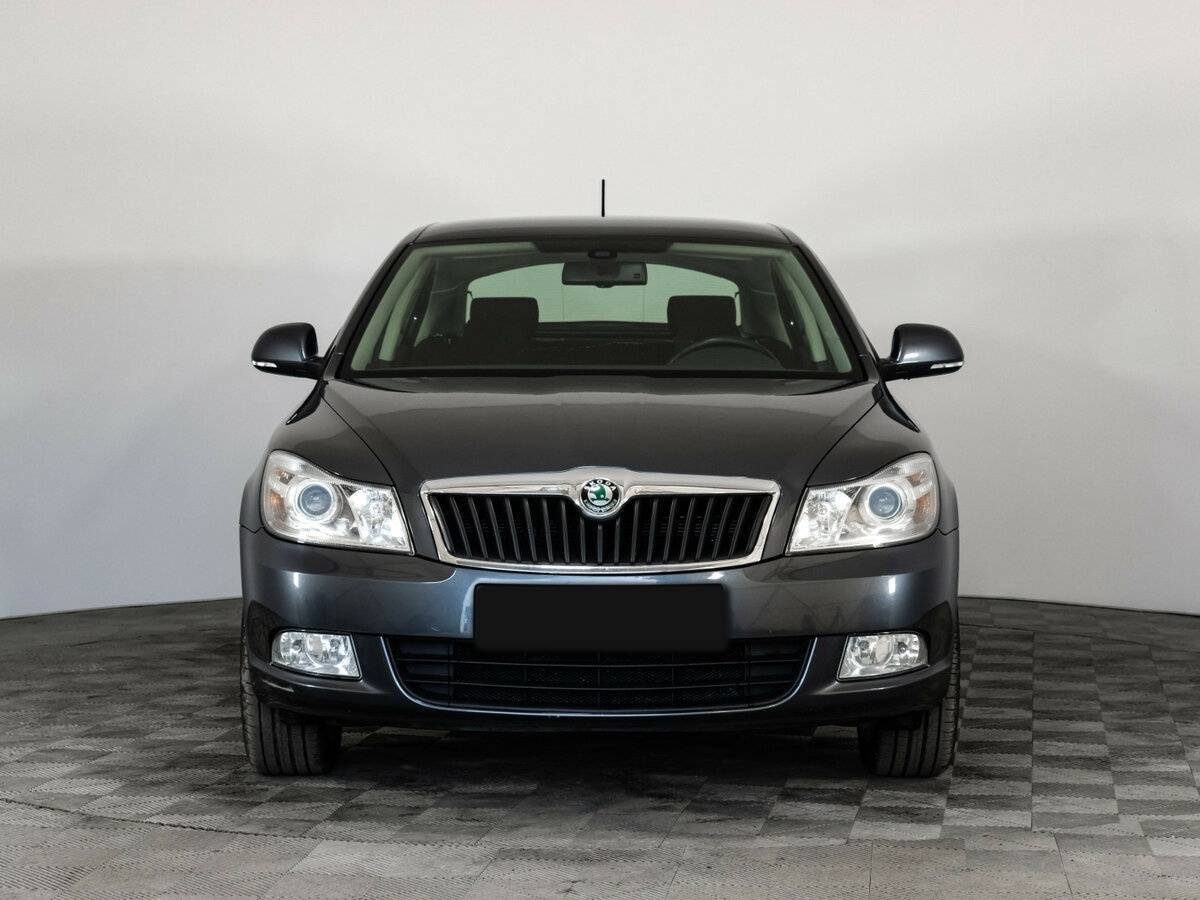 Skoda Octavia б/у, 2012, Механическая. Фото: #1