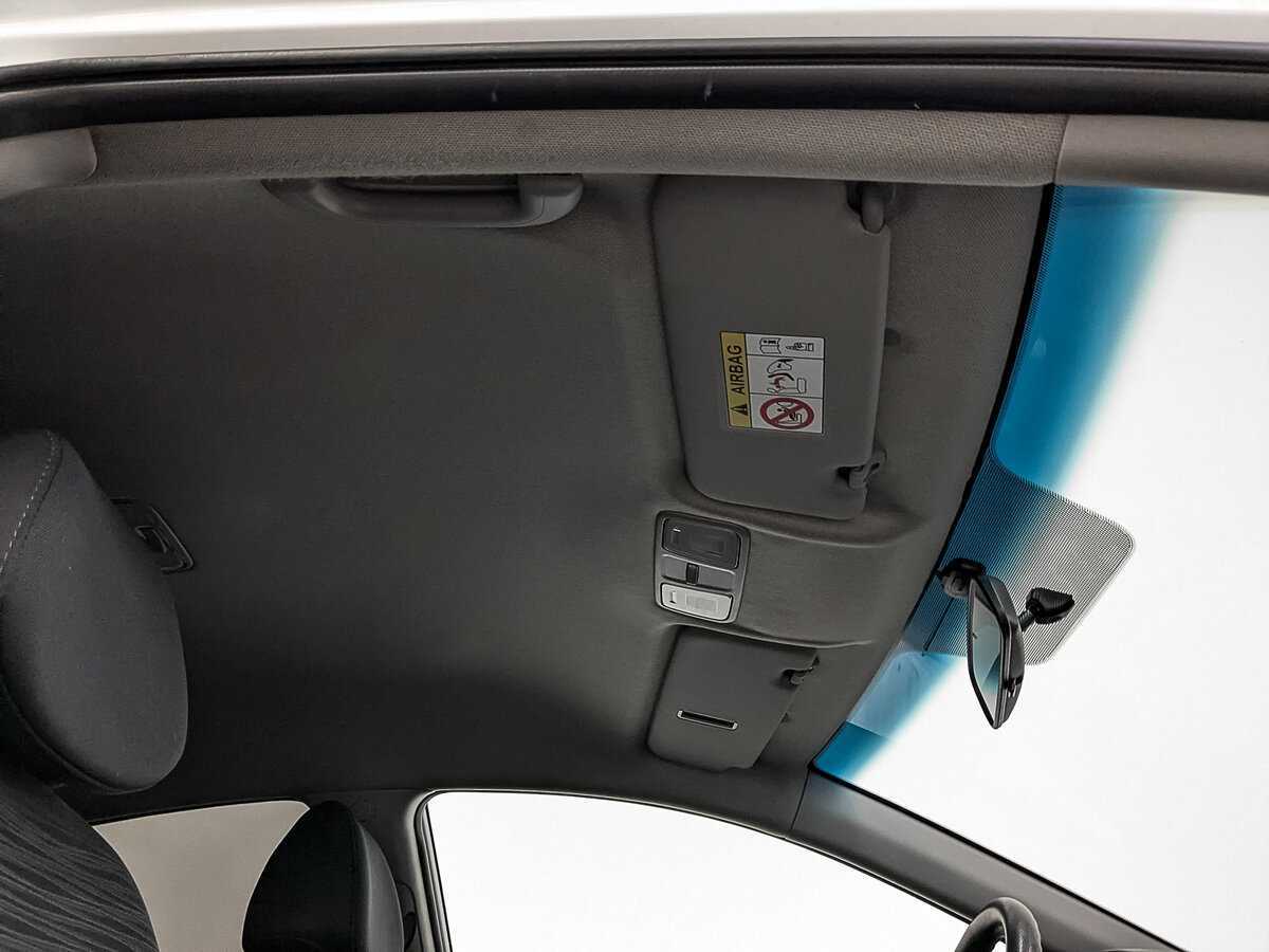 Hyundai Solaris б/у, 2015, Механическая. Фото: #20