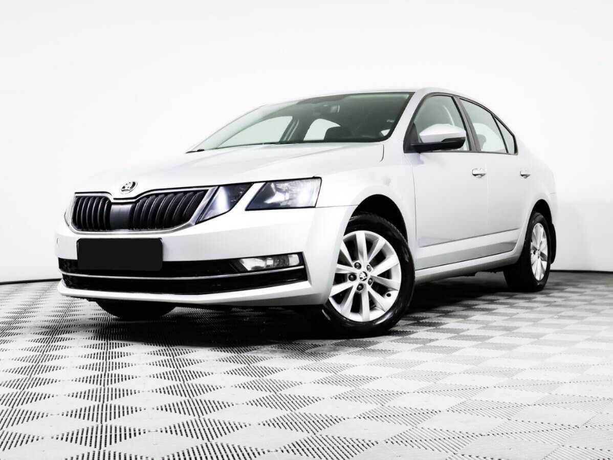 Skoda Octavia б/у, 2018, Роботизированная. Посмотреть фото