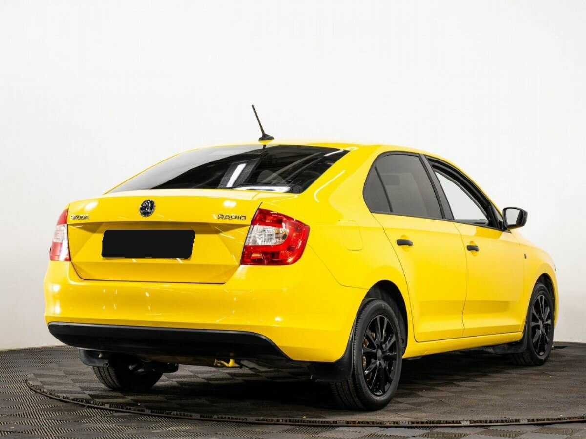 Skoda Rapid б/у, 2017, Механическая. Фото: #3