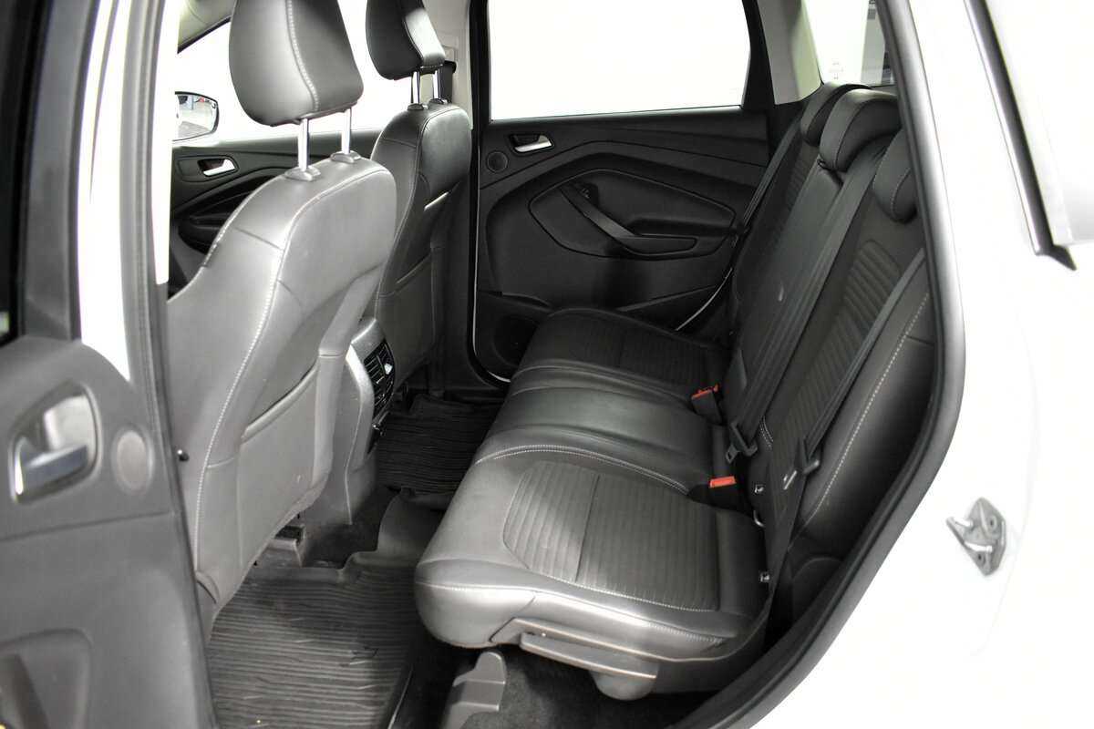 Ford Kuga б/у, 2017, Автоматическая. Фото: #15