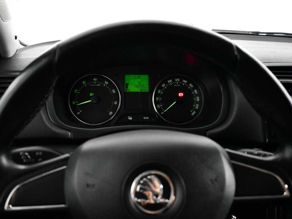 Skoda Fabia б/у, 2013, Механическая. Фото: #10