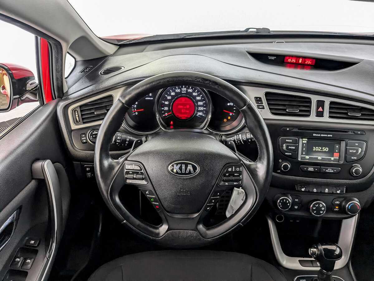 Kia Ceed б/у, 2014, Автоматическая. Фото: #19