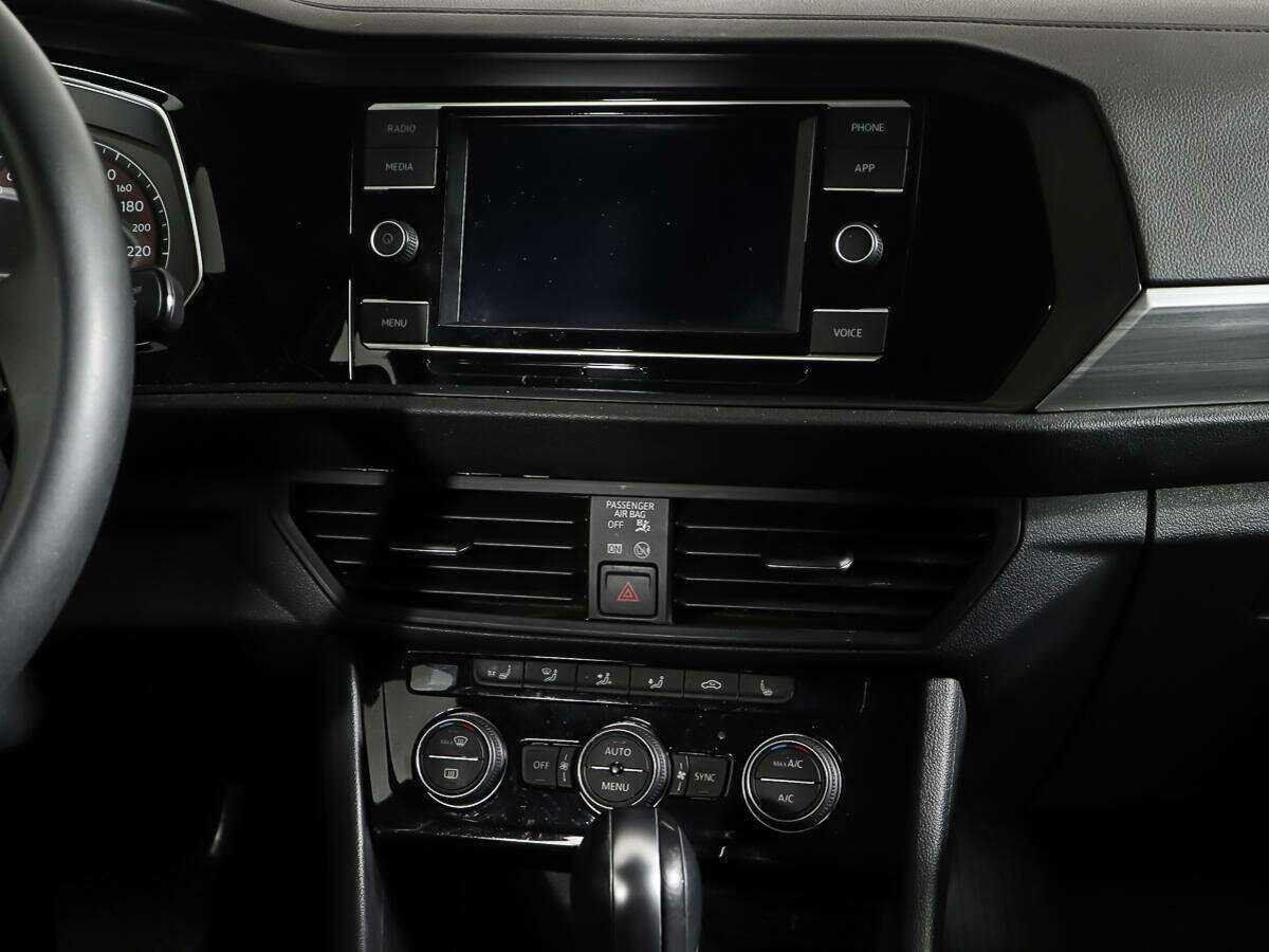 Volkswagen Jetta б/у, 2019, Автоматическая. Фото: #11