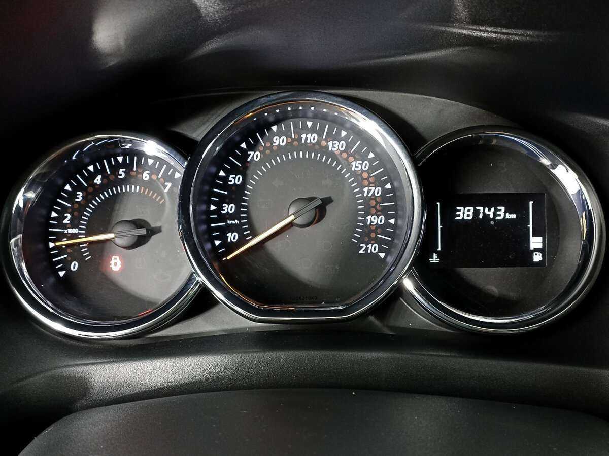 Renault Sandero б/у, 2020, Механическая. Фото: #10