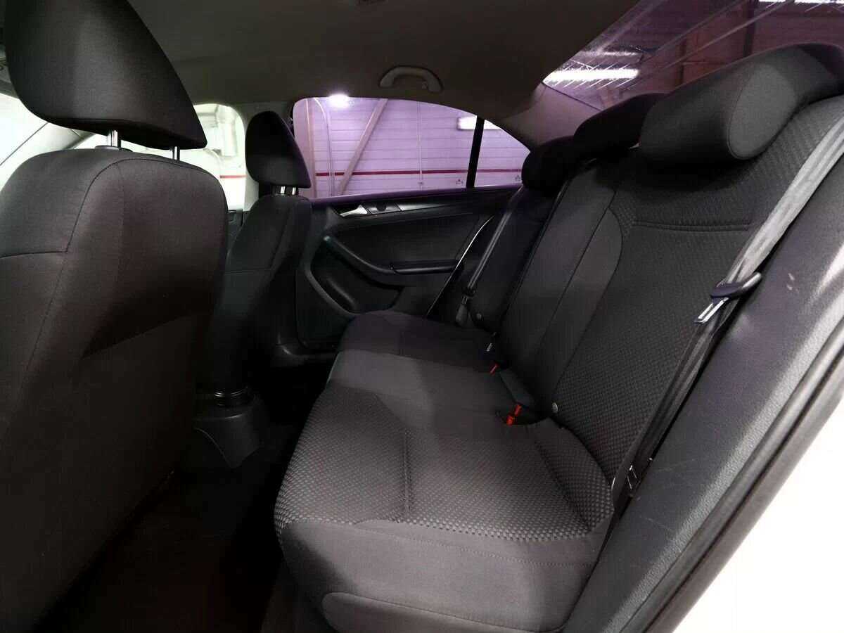 Volkswagen Jetta б/у, 2013, Механическая. Фото: #16