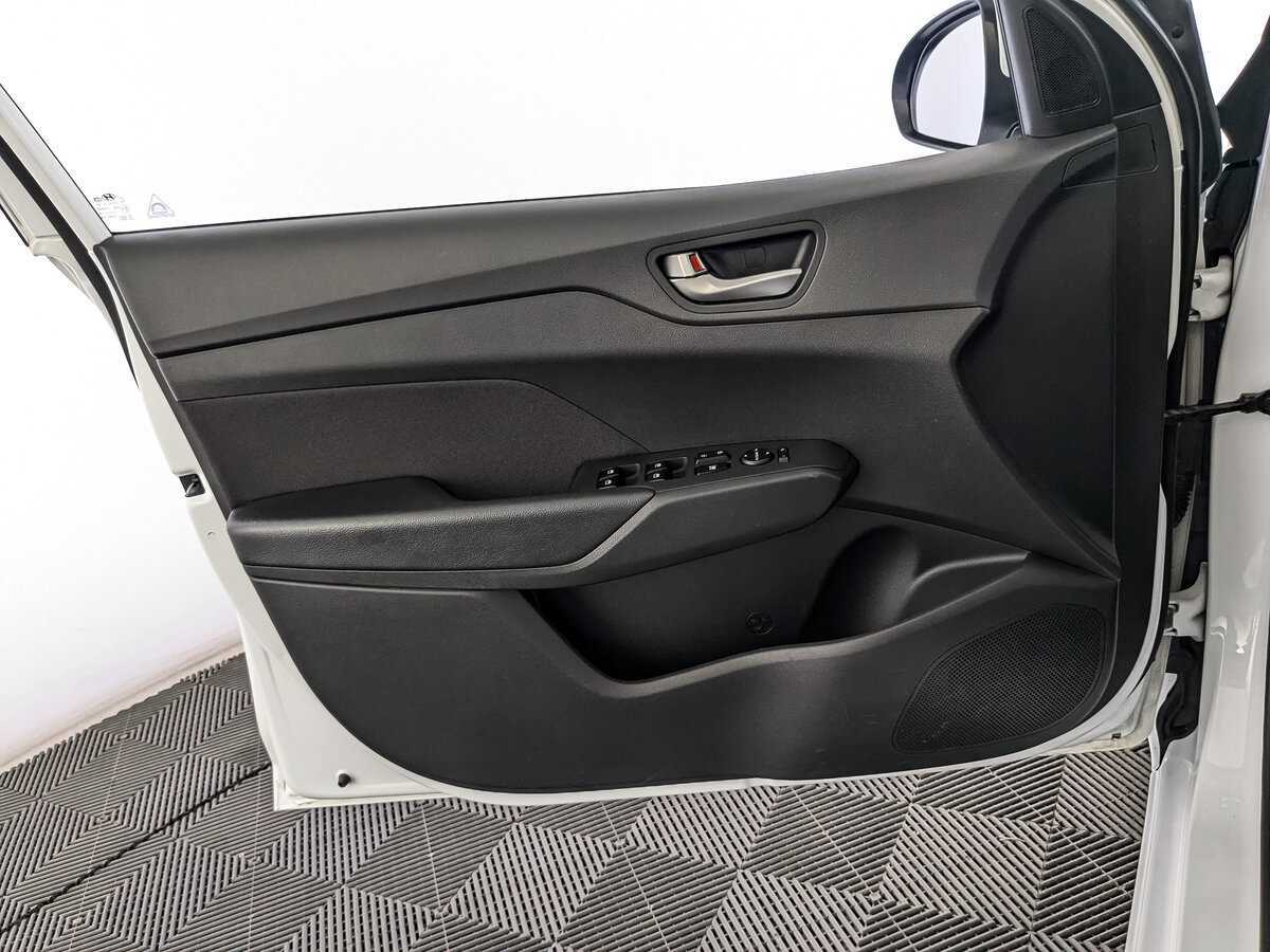 Hyundai Solaris б/у, 2019, Автоматическая. Фото: #14