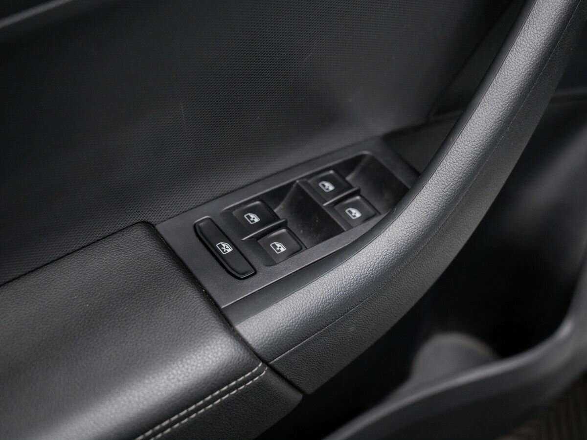 Volkswagen Polo б/у, 2020, Роботизированная. Фото: #14