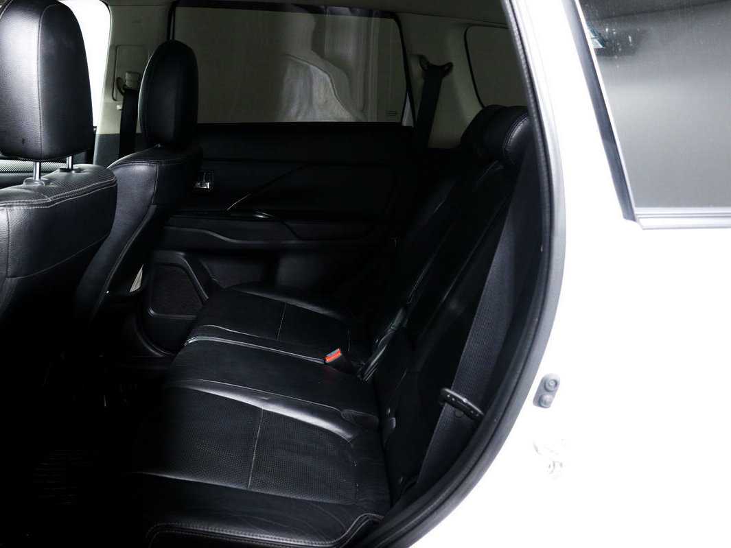 Mitsubishi Outlander б/у, 2013, Вариатор. Фото: #11