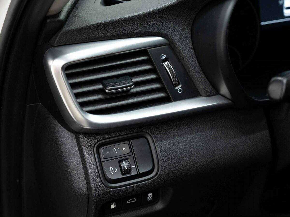 Kia Optima б/у, 2018, Автоматическая. Фото: #24