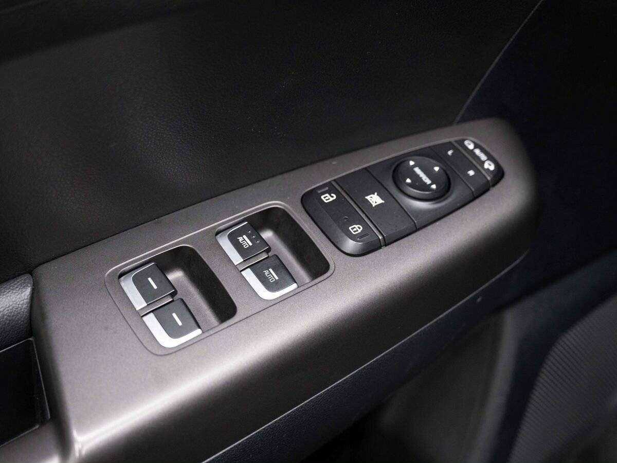 Kia Sportage б/у, 2020, Автоматическая. Фото: #18