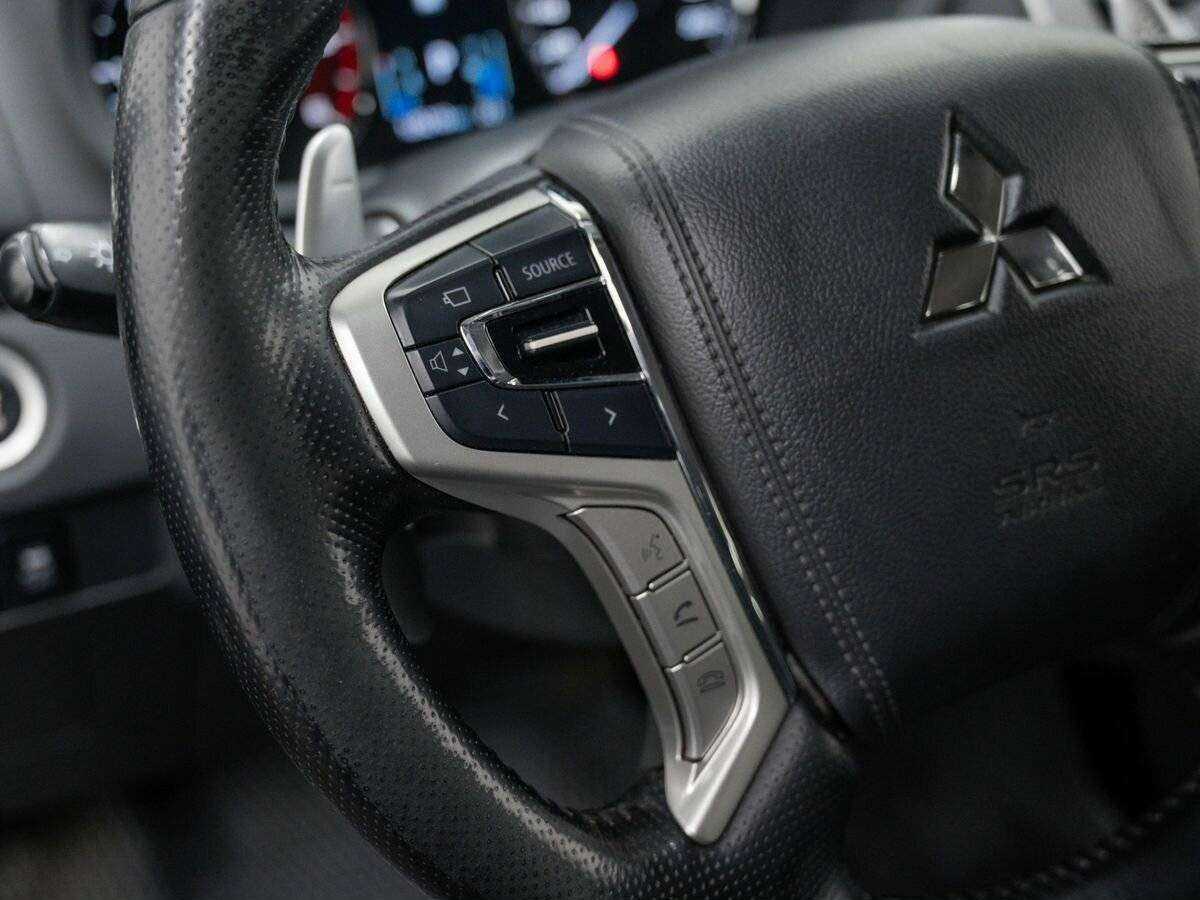 Mitsubishi Pajero Sport б/у, 2018, Автоматическая. Фото: #13