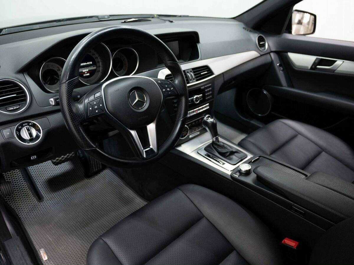 Mercedes-Benz C-Класс б/у, 2013, Автоматическая. Фото: #6