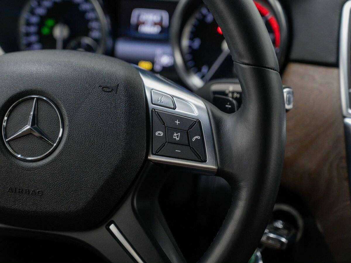 Mercedes-Benz M-Класс б/у, 2013, Автоматическая. Фото: #12