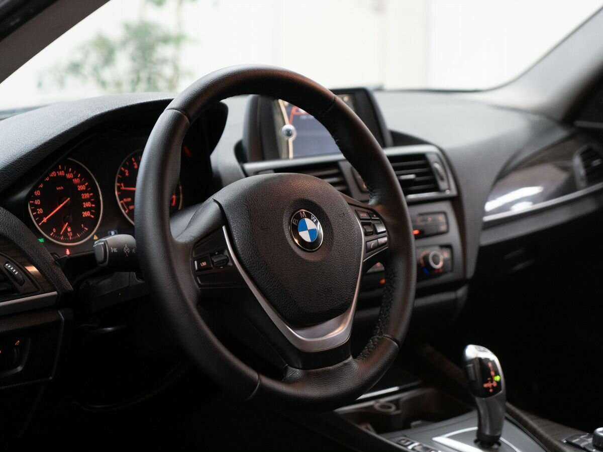 BMW 1 серии б/у, 2012, Автоматическая. Фото: #4